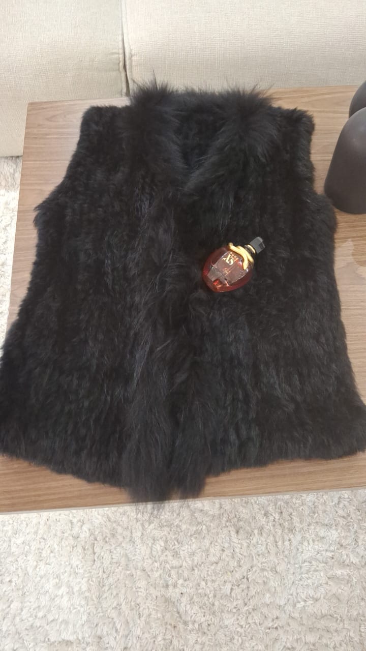 GILET FOURRURE NOIR DEUXIEME MAIN